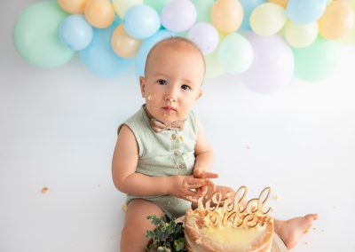 Cake-smash balloon garland: pastel boy