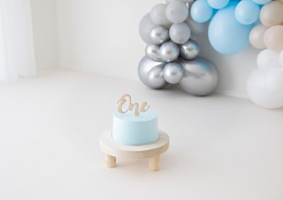 Balloon garland (boog): silver - grey - baby blue - sand - white